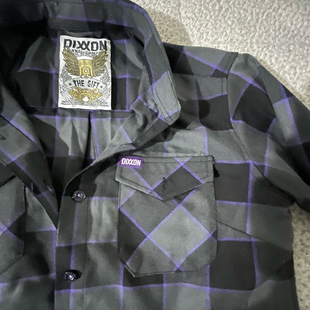 Dixxon flannel. Large